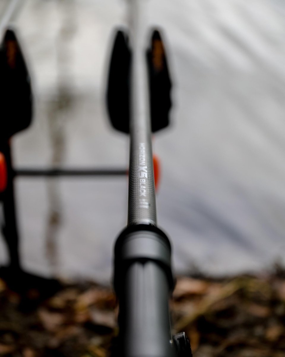 Fox Horizon X5 - Black Edition - 12FT - 3.25LB - dé KarperCentrale